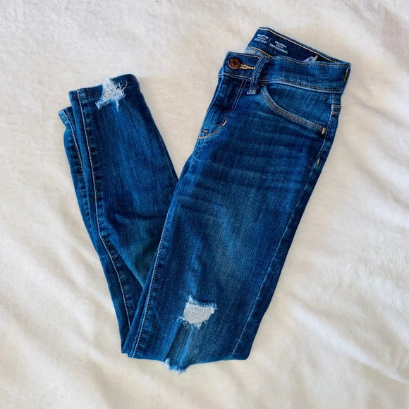 Old Navy jeans - Picture 2 of 2